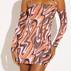 Prettylittlething Pink Abstract Print Slinky Cold Shoulder Bodycon Dress US 2
